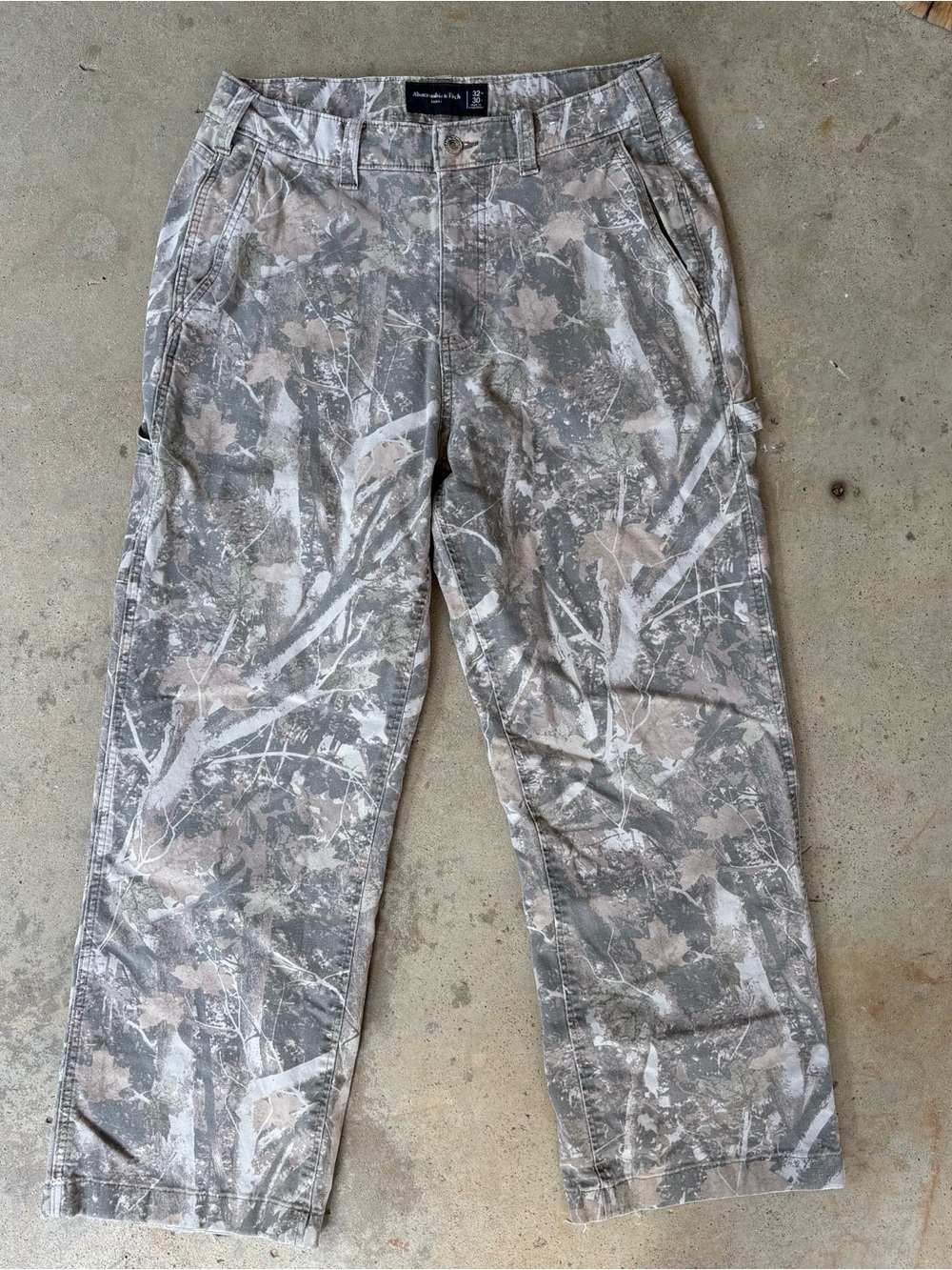 Abercrombie & Fitch Camo Carpenter Pants Men's 32x30 Baggy